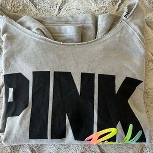 Over sized off the shoulder long sleeve!